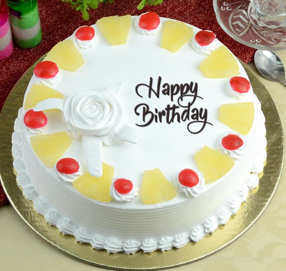 Pine Apple Birthday Cake
