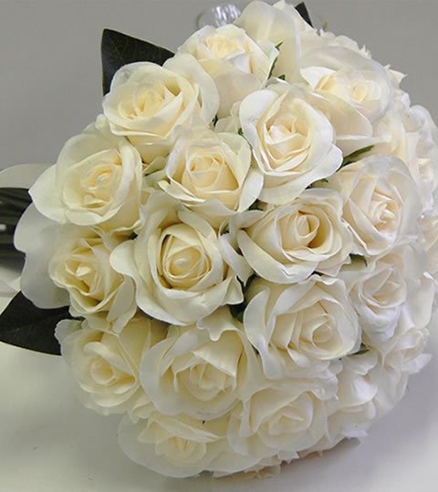 White Roses Bunch of condolence flowers to Hyderabad